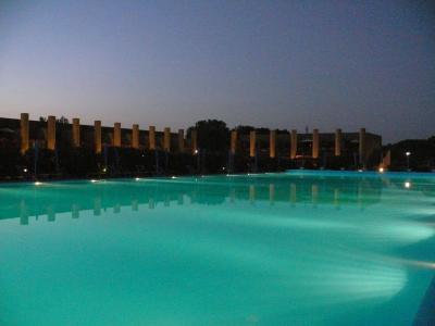 Piscina Cosmopolitan Golf & Country Club