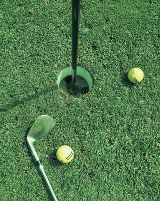 Proshop : Cosmopolitan Golf & Country Club in toscana