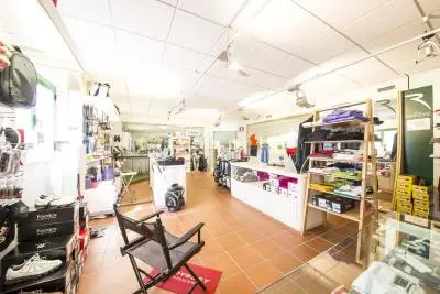 Proshop : Cosmopolitan Golf & Country Club in toscana