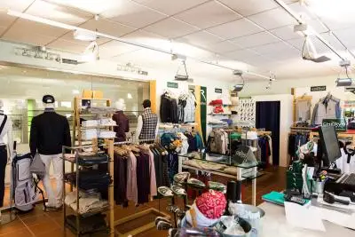 Proshop : Cosmopolitan Golf & Country Club in toscana